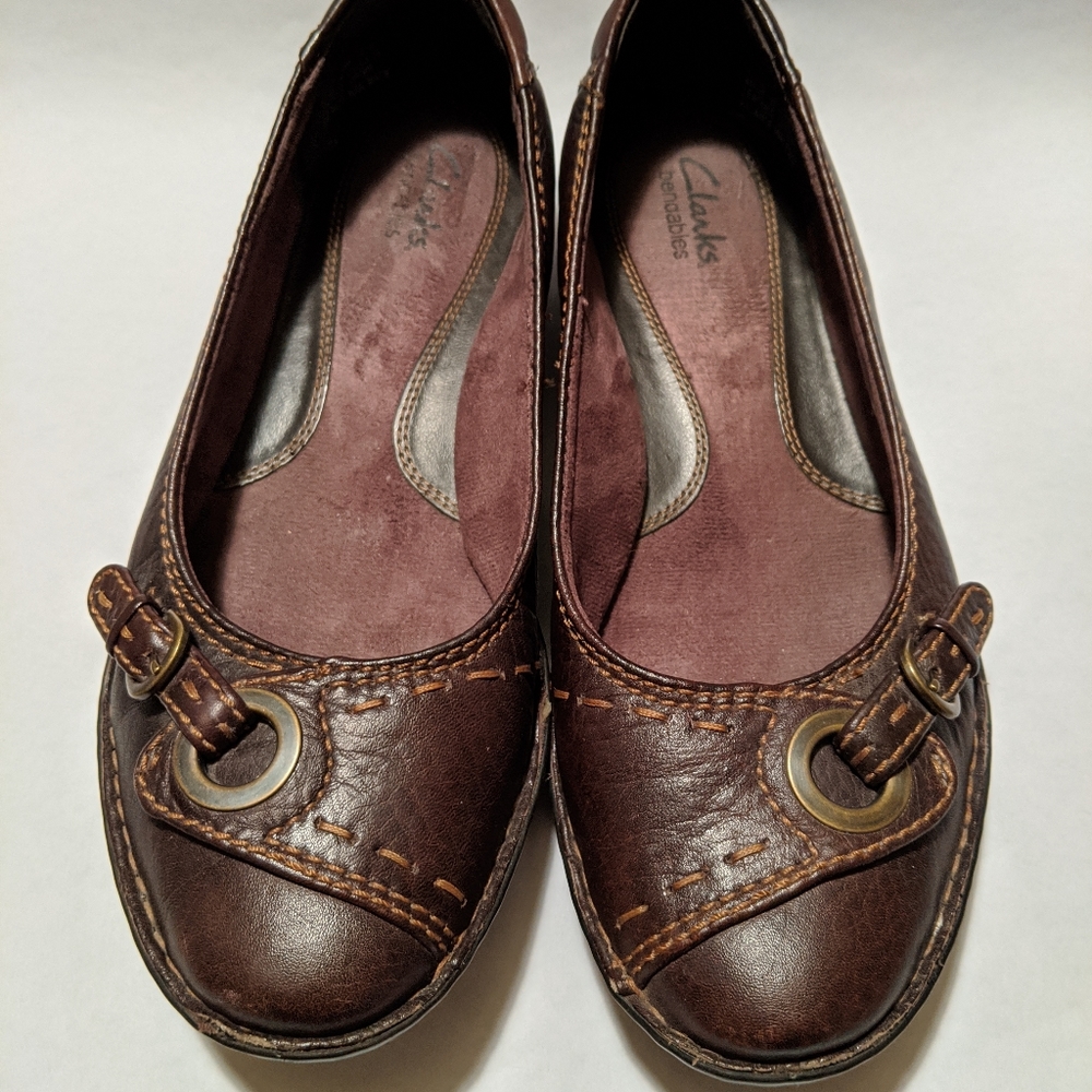 Clarks bendables leather shoe